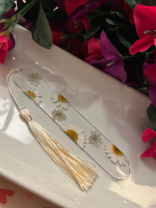 Floral Daisy Bookmark