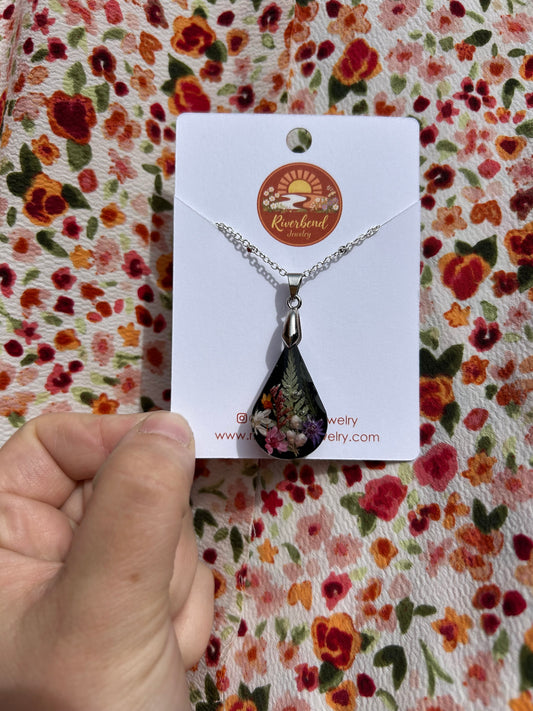 Handcrafted Botanical Resin Necklace with Real Pressed Flowers