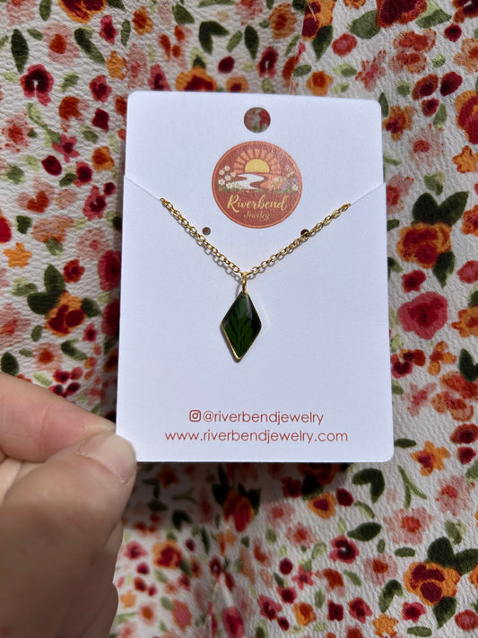Handcrafted Botanical Resin Necklace with Real Pressed Flowers