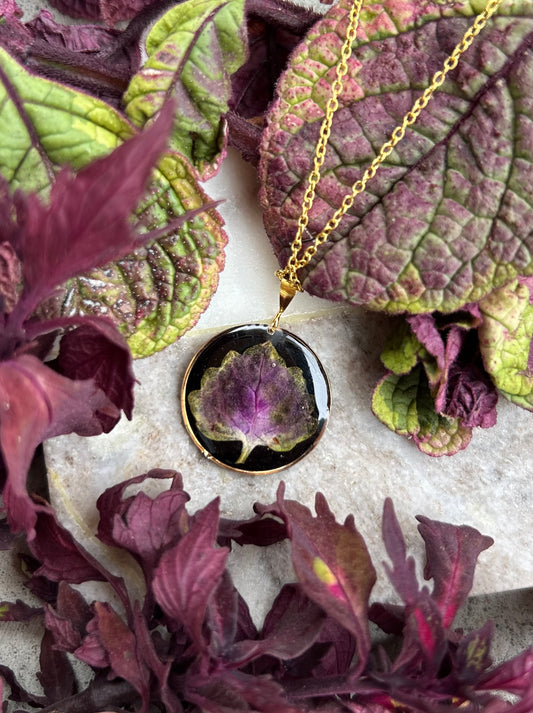 'Purple Hollow" Necklace