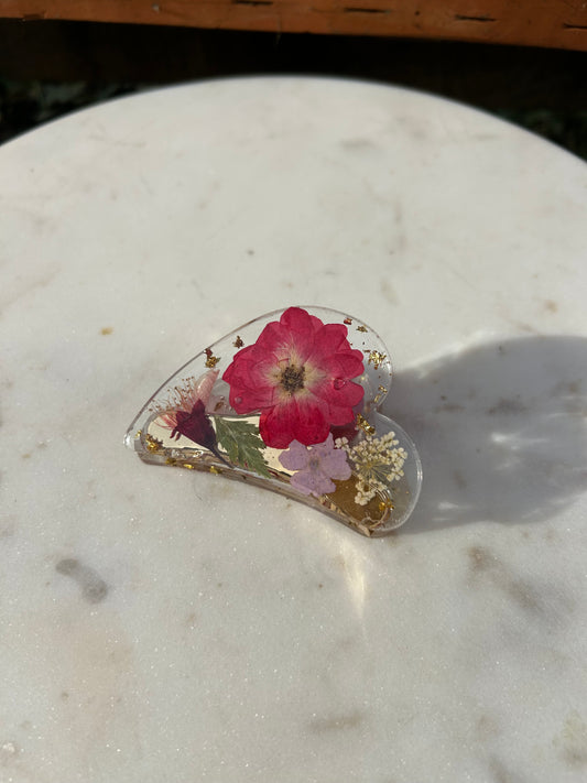 Resin Floral Claw Clips
